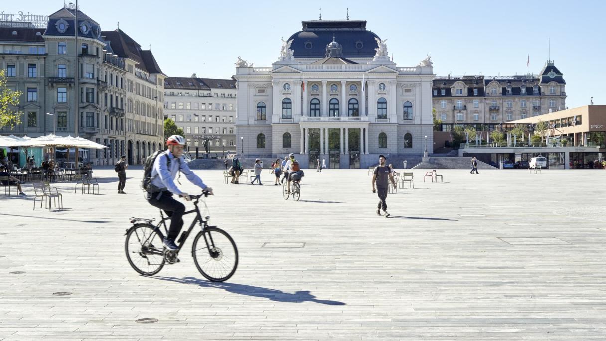 Bike on Sechseläutenplatz in Zurich